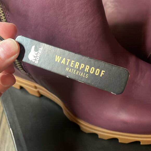 NIB Sorel Joan of Arctic III booties in purple size 9.5 wedge - Picture 10 of 11